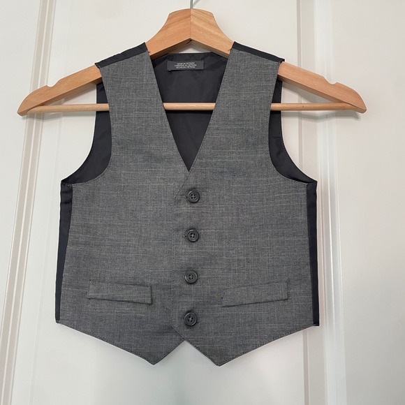 Van Heusen Other - Van Heusen Gray Suit Vest Toddler 3T Boys Formal Wedding Dress Wear Party Layer